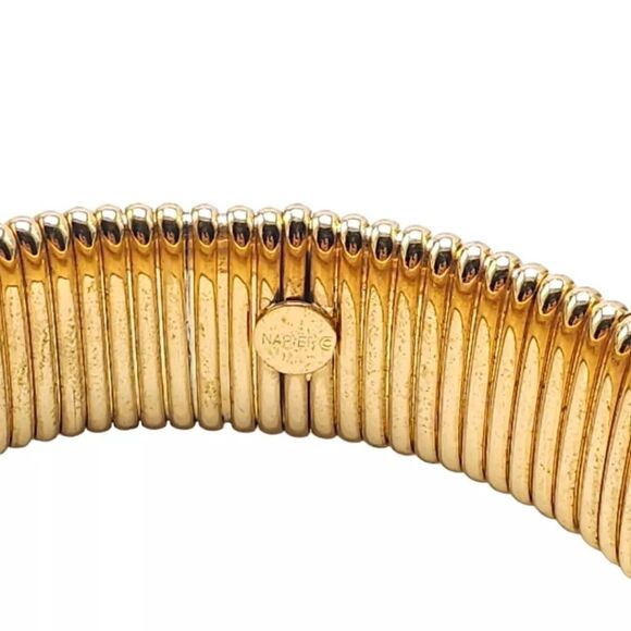Napier Chunky Tubogas Wide Bangle Bracelet Gold Tone Vintage - Picture 3 of 5
